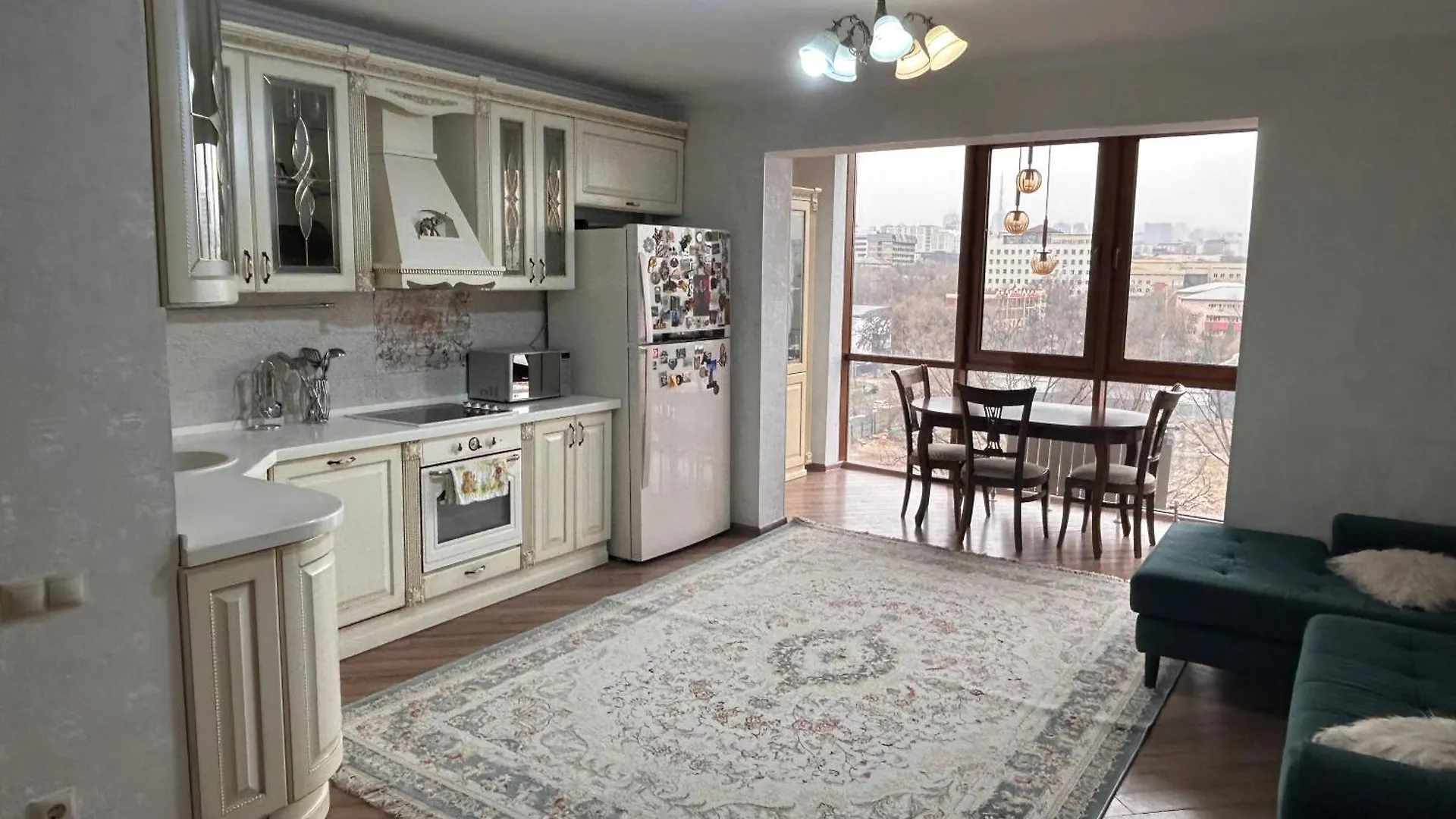 Apartment Трехкомнатная Квартира Возле Меги Almaty