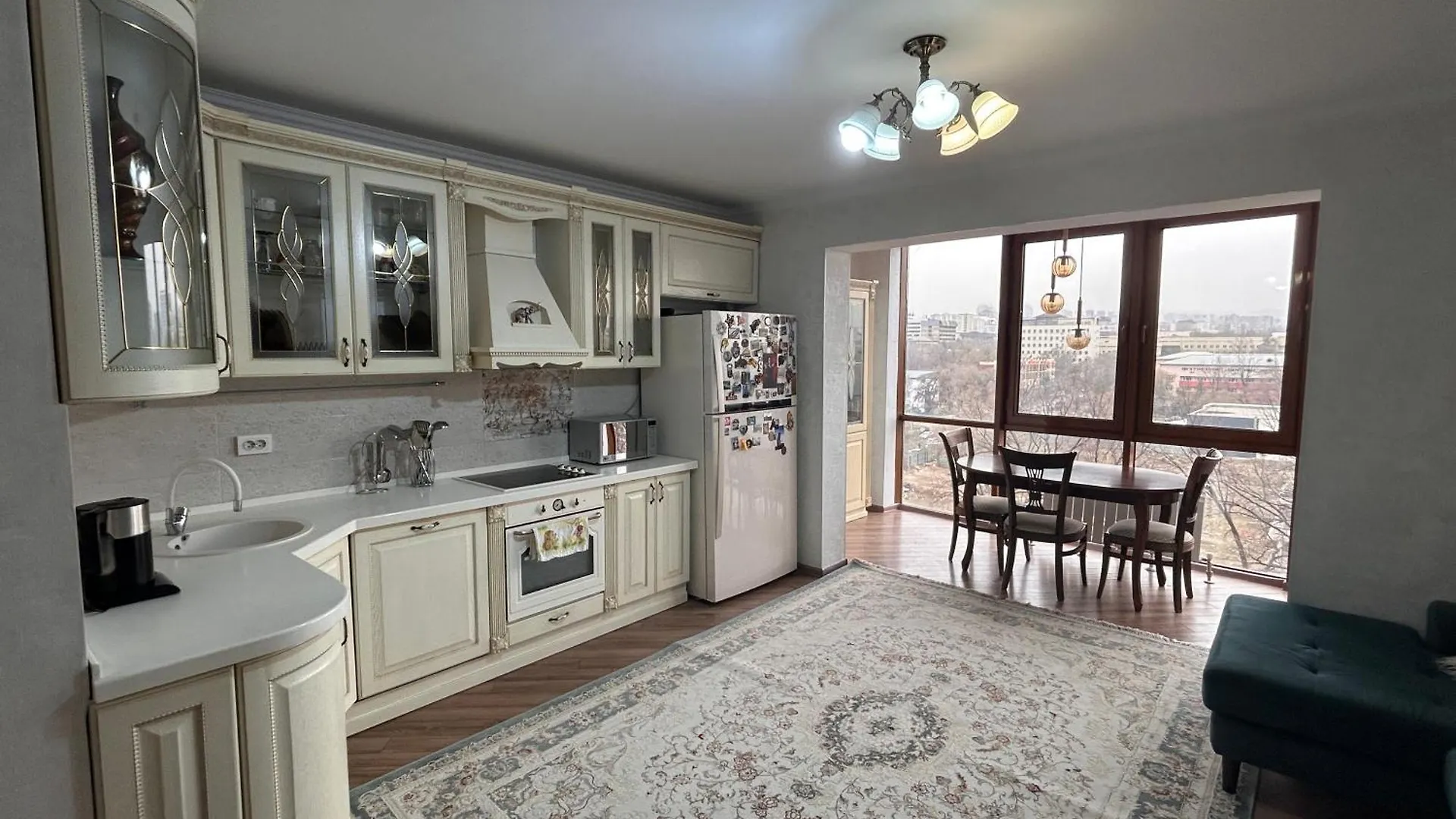 Трехкомнатная Квартира Возле Меги Almaty Apartment