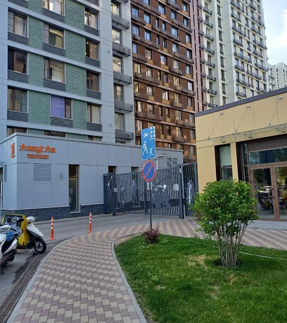 Новая Светлая Квартира Рядом С Метро И Видом На Горы Ałma Ata Kazachstan